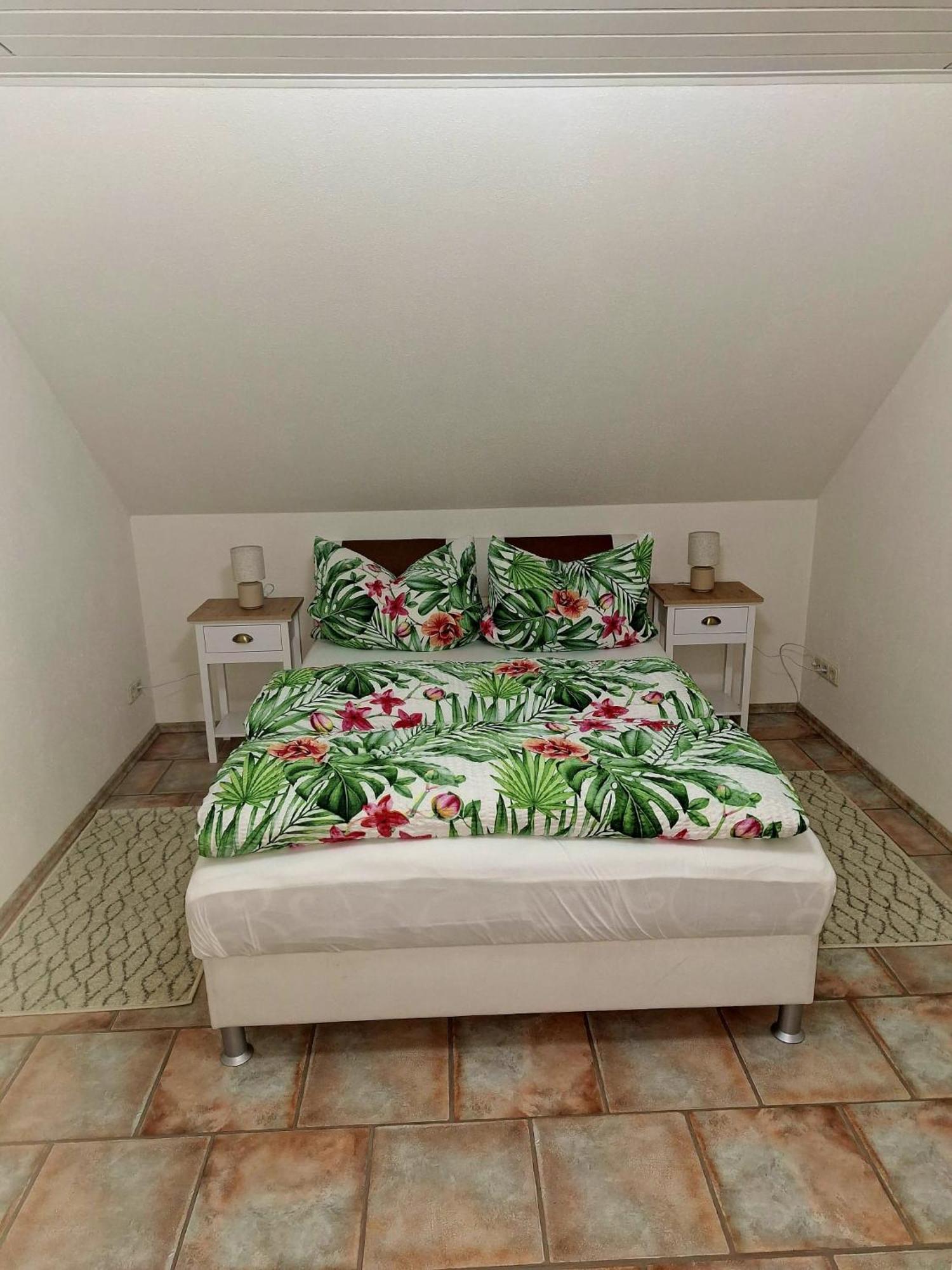 Ferienwohnung Im Erzgebirge ノイハウゼン エクステリア 写真