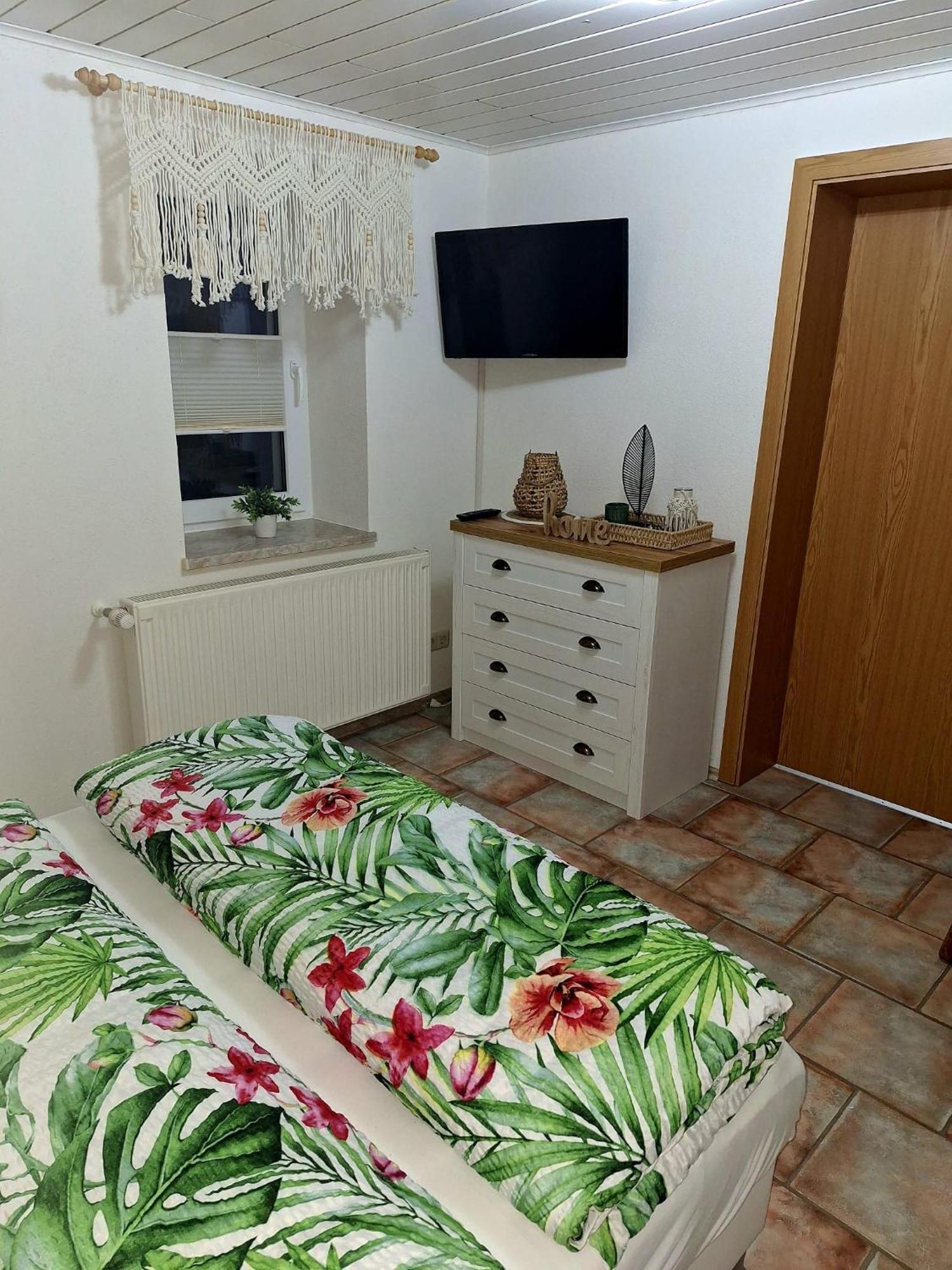 Ferienwohnung Im Erzgebirge ノイハウゼン エクステリア 写真